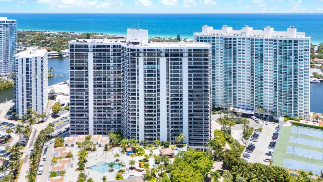 Hamptons West - photo 2