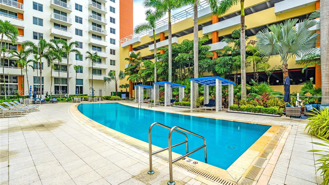 The Venture at Aventura - photo 3