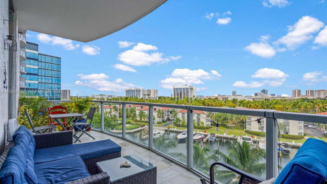 Uptown Marina Lofts - photo 4