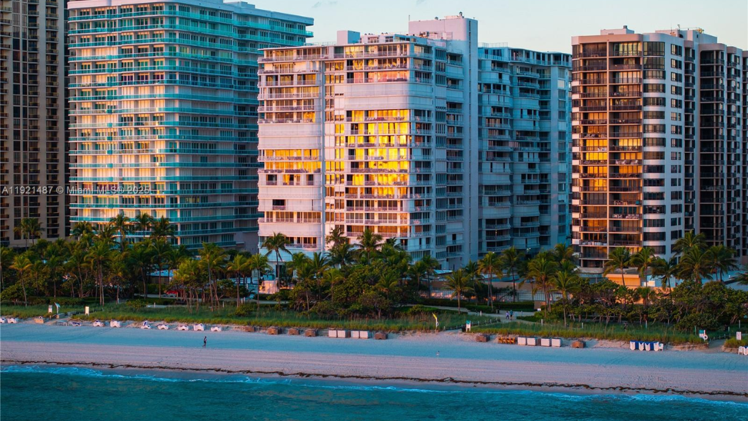 Bal Harbour 101 - photo 2