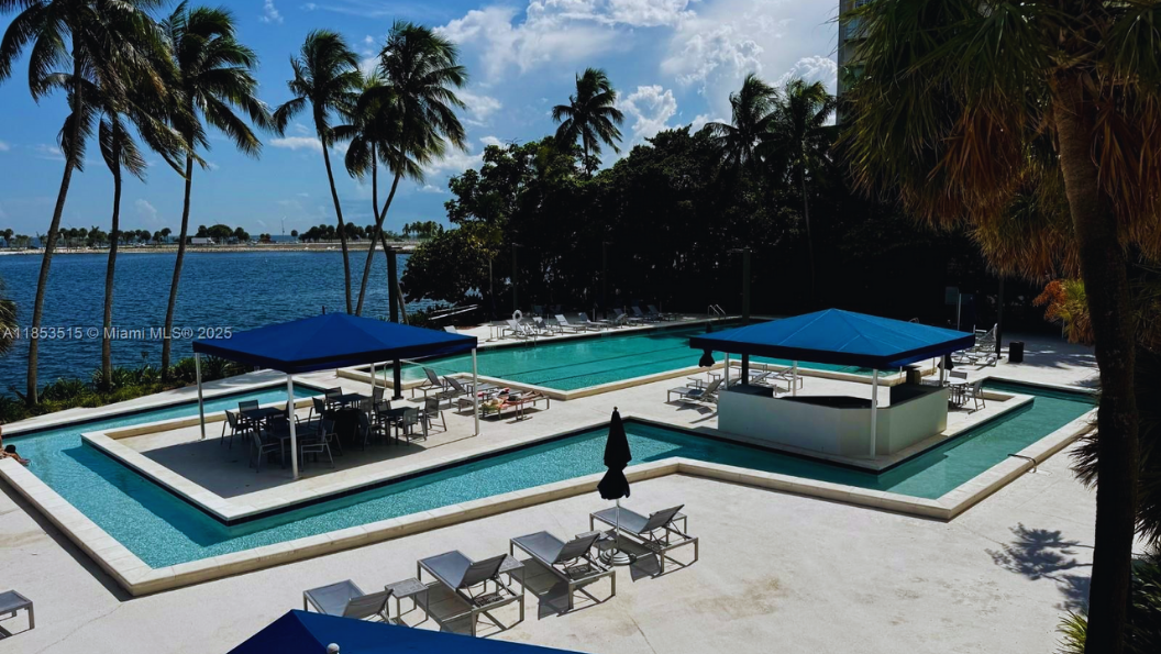 Brickell Bay Club - photo 4