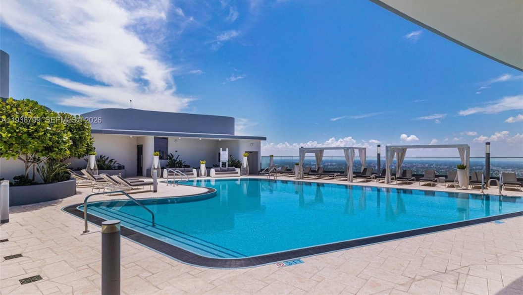 Brickell Flatiron - photo 3