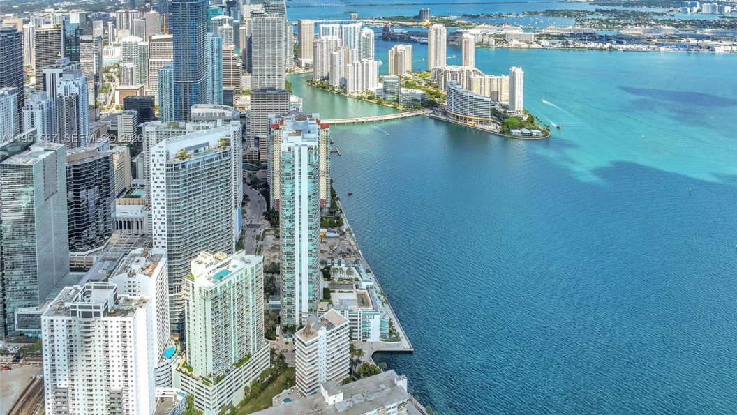 Brickell House - photo 2