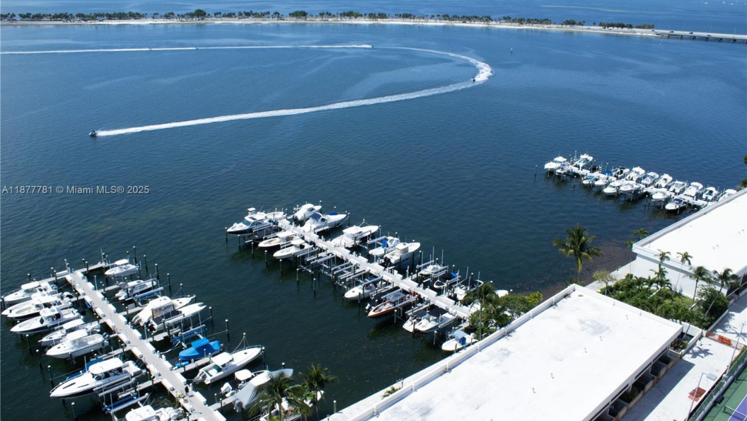 Brickell Place 1 - photo 4