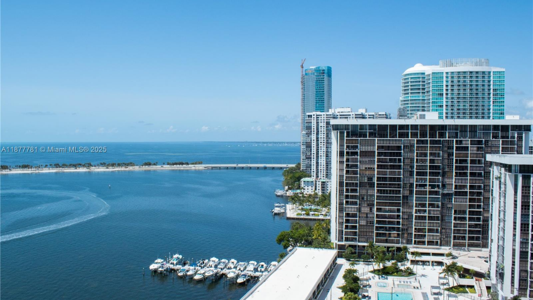 Brickell Place 2 - photo 2