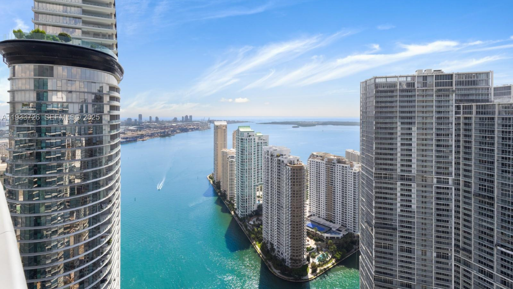 Epic Residences - photo 4