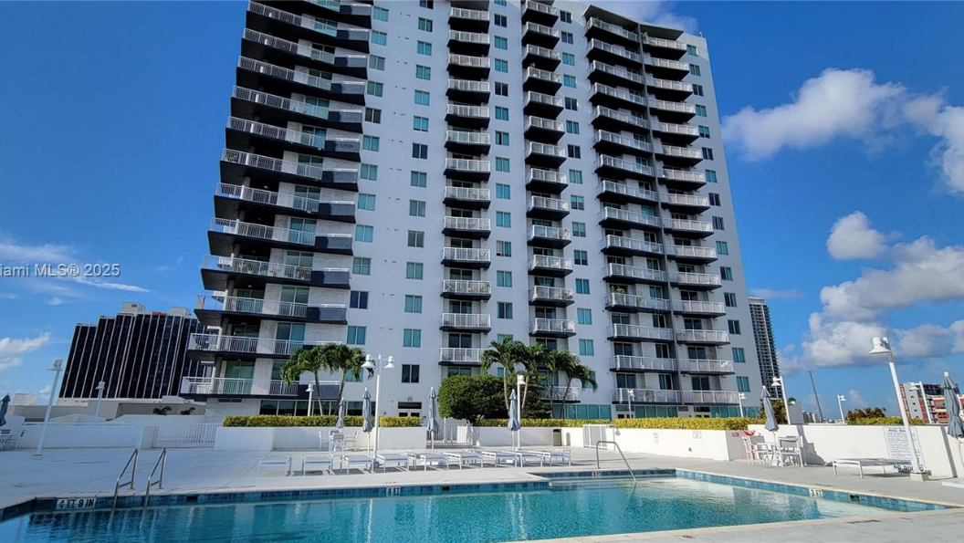 1800 Biscayne Plaza - photo 3