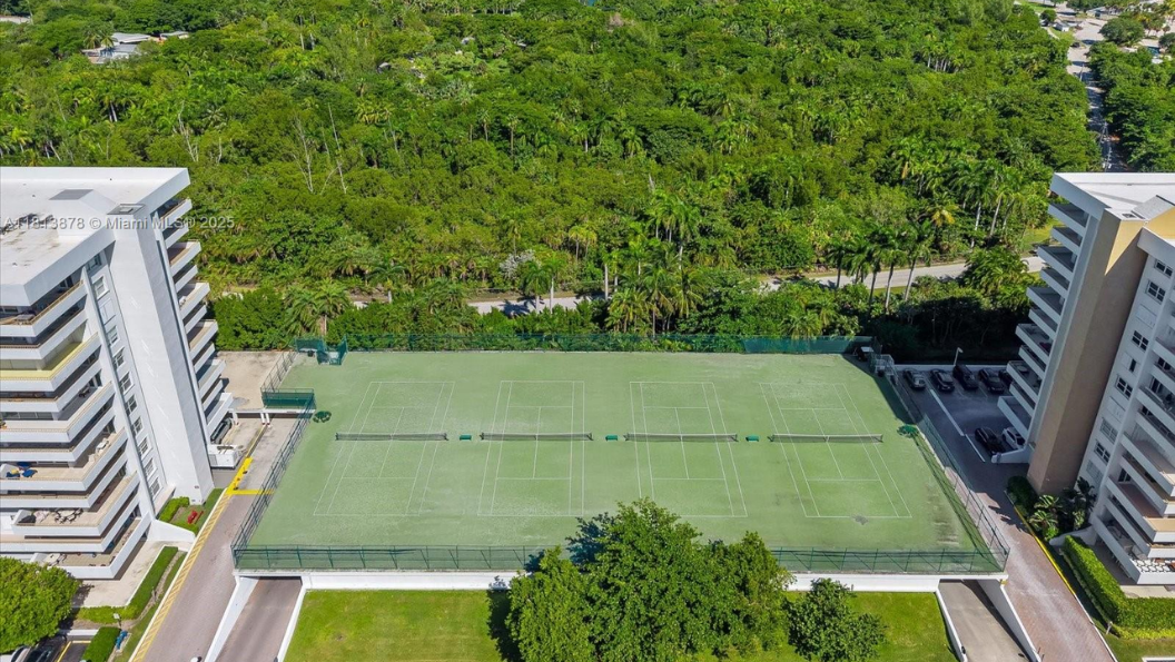 Commodore Club South - photo 3