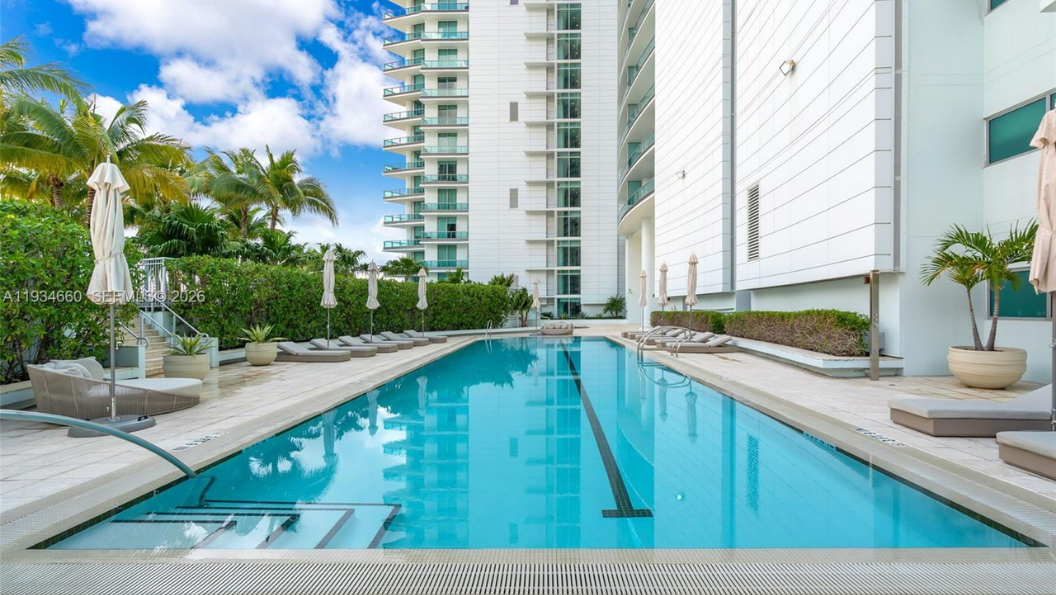 900 Biscayne Bay - photo 4